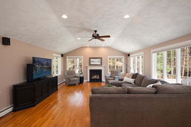 19 Turner Drive, North Reading, MA 01864