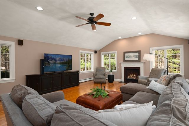 19 Turner Drive, North Reading, MA 01864