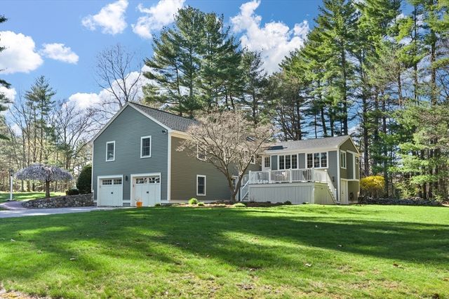 19 Turner Drive, North Reading, MA 01864