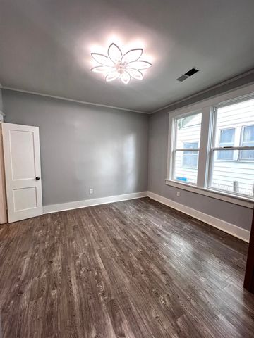 1052 FAXON AVE, Memphis, TN 38105
