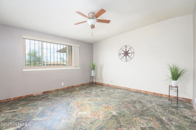 2536 N Tyndall Avenue, Tucson, AZ 85719