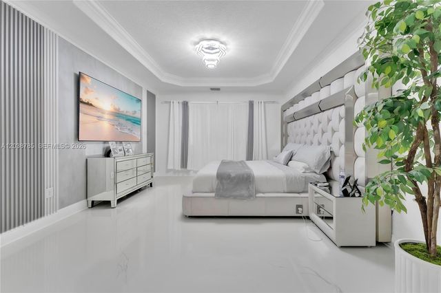 14452 SW 10th Street, Miami, FL 33184