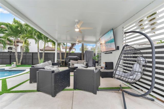14452 SW 10th Street, Miami, FL 33184