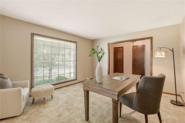 2201 W 120th Street, Leawood, KS 66209