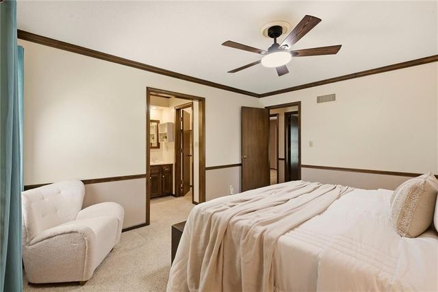 2201 W 120th Street, Leawood, KS 66209