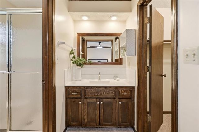 2201 W 120th Street, Leawood, KS 66209
