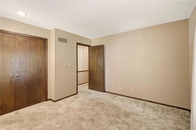 2201 W 120th Street, Leawood, KS 66209