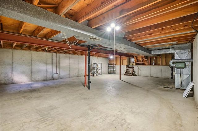 2201 W 120th Street, Leawood, KS 66209