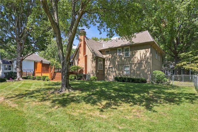 2201 W 120th Street, Leawood, KS 66209