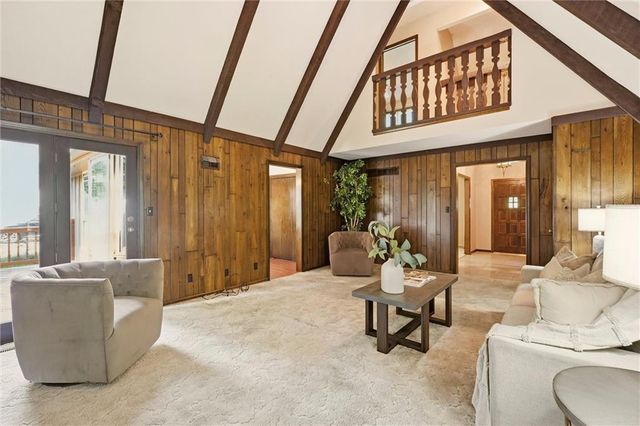 2201 W 120th Street, Leawood, KS 66209