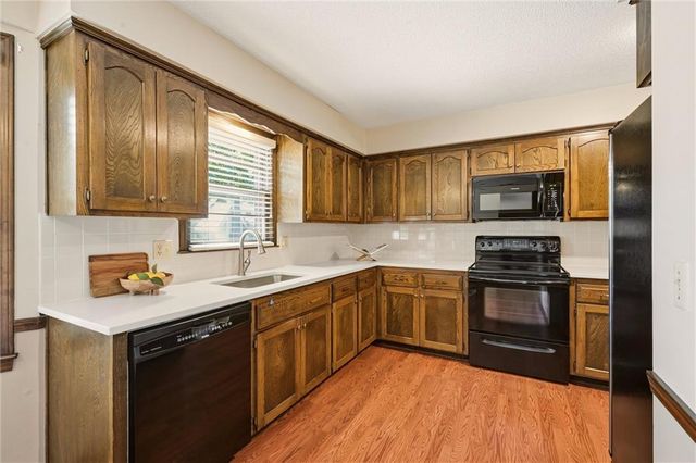 2201 W 120th Street, Leawood, KS 66209