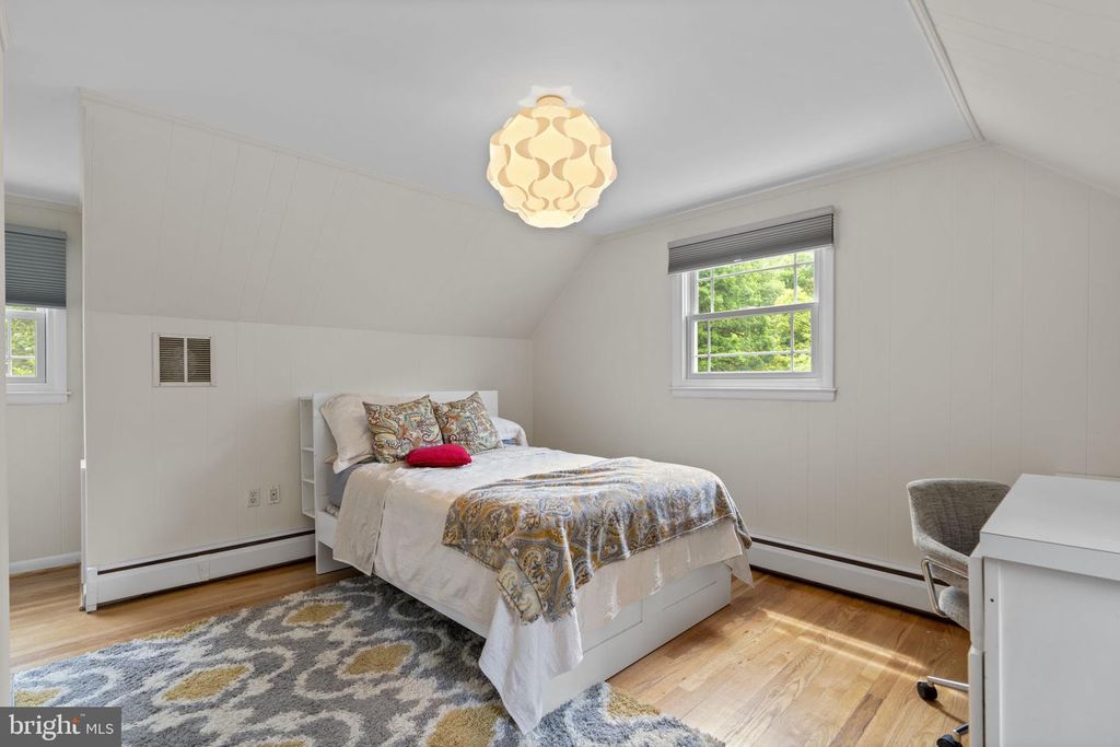 Image 27 of property listing at 3618 UNDEROAK DR, Ellicott City, MD 21042