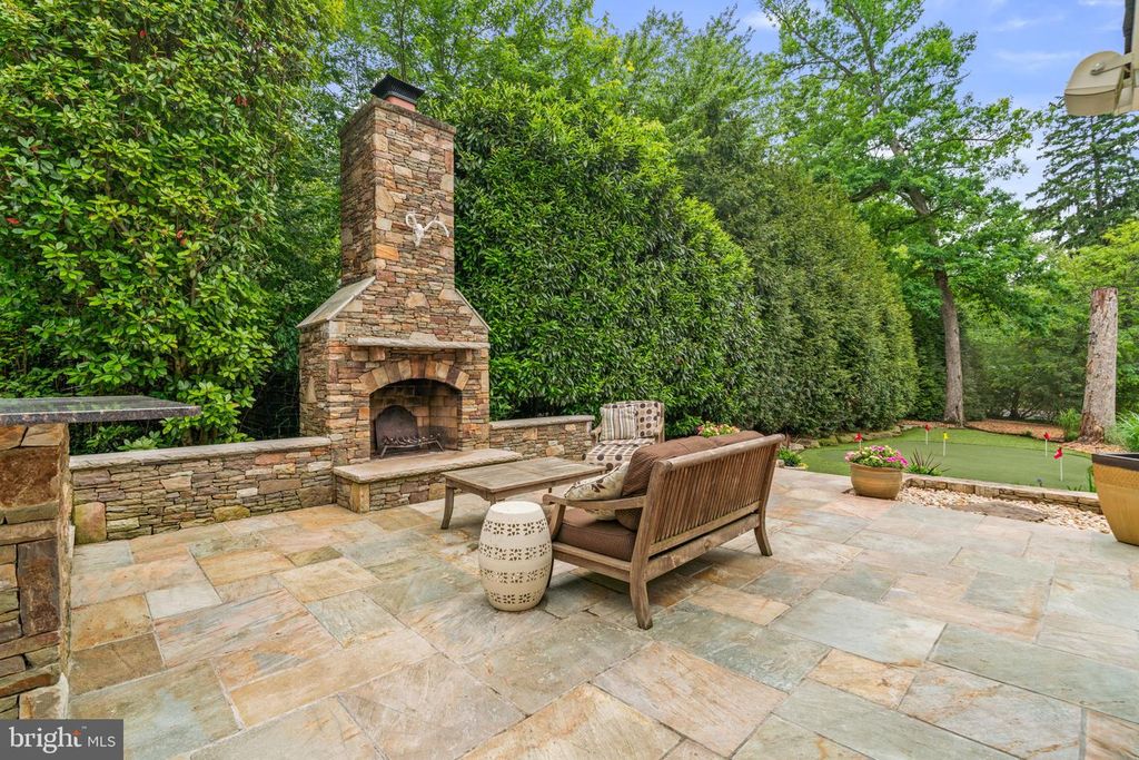 Image 38 of property listing at 3618 UNDEROAK DR, Ellicott City, MD 21042