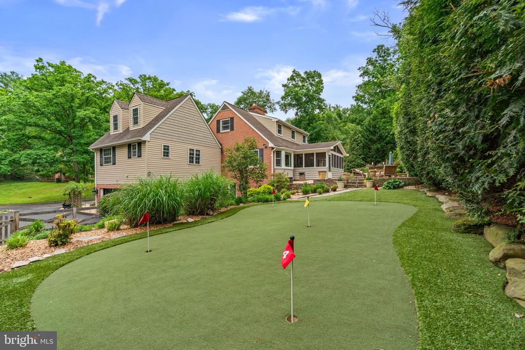 Image 41 of property listing at 3618 UNDEROAK DR, Ellicott City, MD 21042