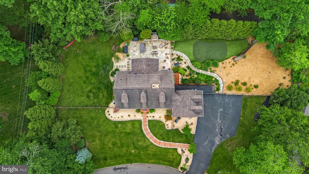 Image 47 of property listing at 3618 UNDEROAK DR, Ellicott City, MD 21042