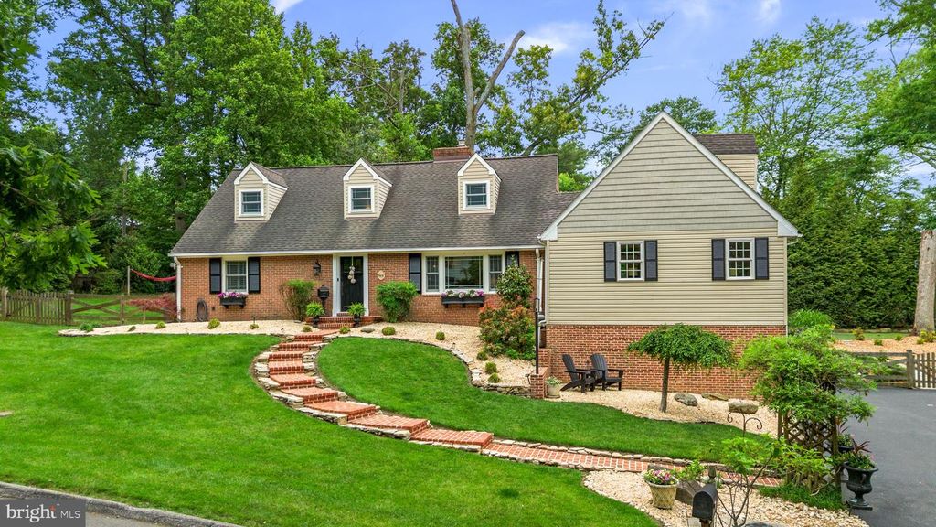 Image 54 of property listing at 3618 UNDEROAK DR, Ellicott City, MD 21042