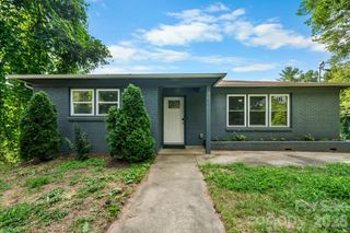422 Arlington Circle NW, Lenoir, NC 28645