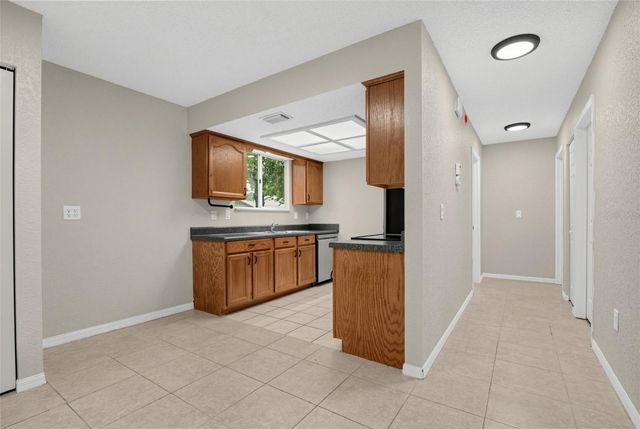 8175 SW 109TH STREET ROAD, Ocala, FL 34481