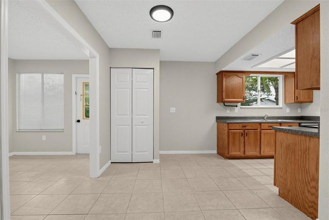 8175 SW 109TH STREET ROAD, Ocala, FL 34481