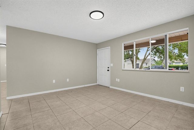 8175 SW 109TH STREET ROAD, Ocala, FL 34481