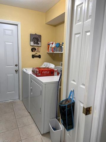 425 20th PL, Cape Coral, FL 33993