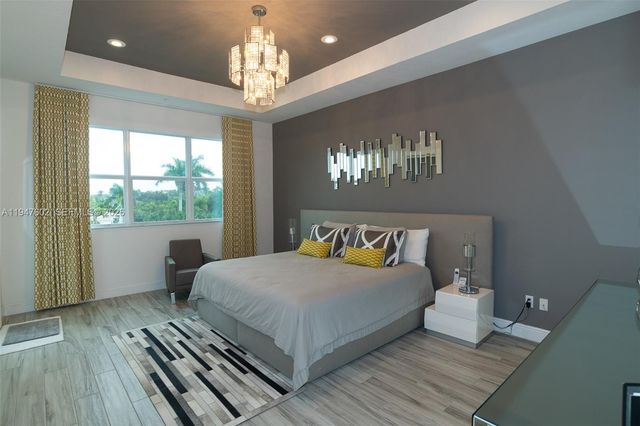 2900 NE 12th Ter 33, Oakland Park, FL 33334