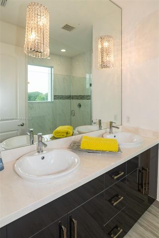 2900 NE 12th Ter 33, Oakland Park, FL 33334