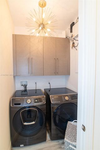 2900 NE 12th Ter 33, Oakland Park, FL 33334