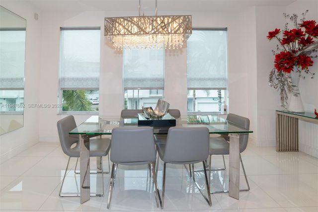 2900 NE 12th Ter 33, Oakland Park, FL 33334