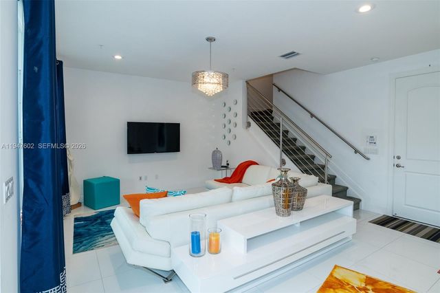 2900 NE 12th Ter 33, Oakland Park, FL 33334