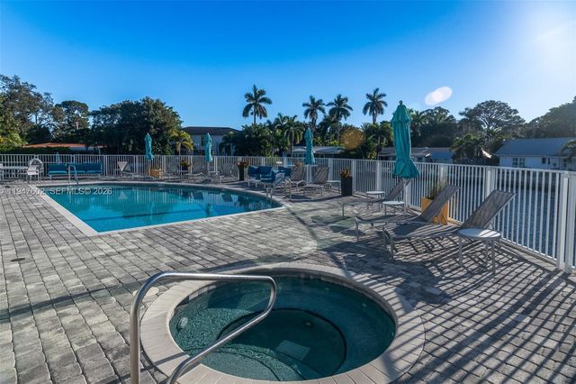 2900 NE 12th Ter 33, Oakland Park, FL 33334