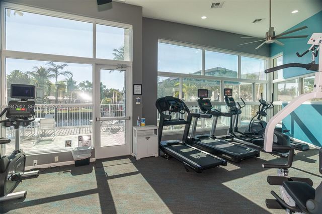 2900 NE 12th Ter 33, Oakland Park, FL 33334