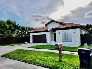 3344 SW 147th Pl, Miami, FL 33185
