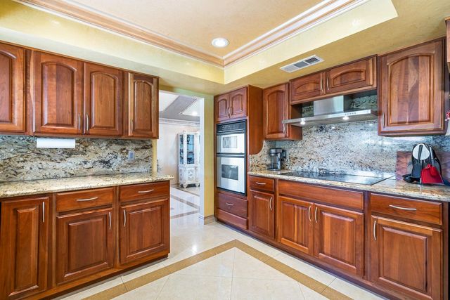 3607 W Magill Avenue, Fresno, CA 93711