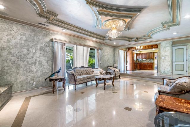 3607 W Magill Avenue, Fresno, CA 93711