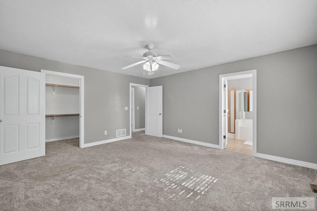 Image 17 of property listing at 3860 E 390 N, Rigby, ID 83442