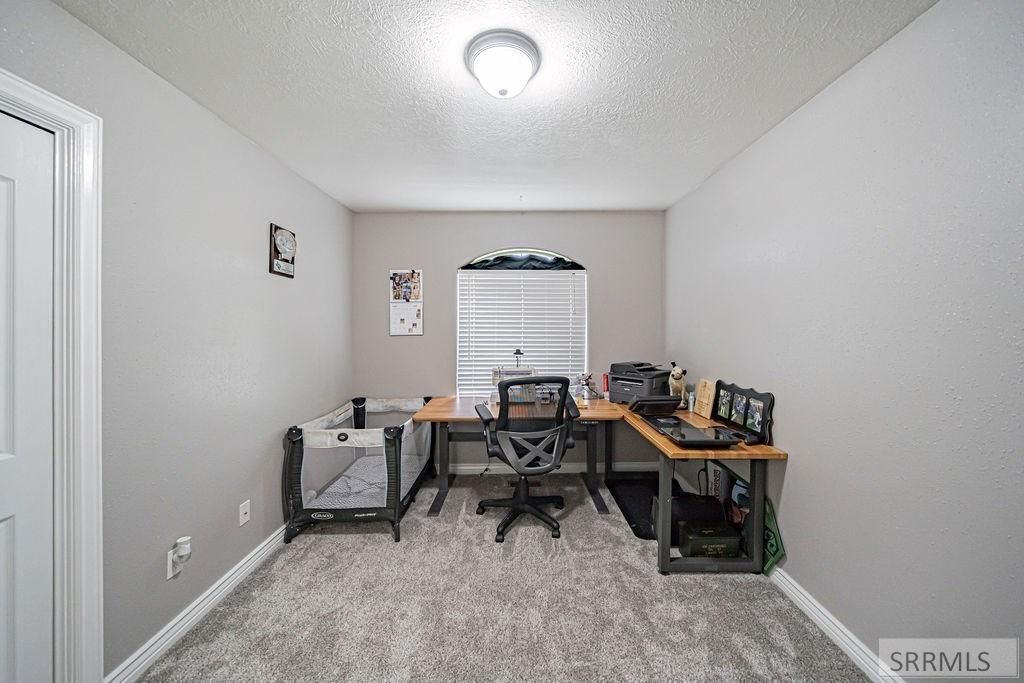 Image 22 of property listing at 3860 E 390 N, Rigby, ID 83442