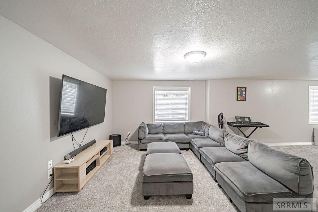 Image 27 of property listing at 3860 E 390 N, Rigby, ID 83442