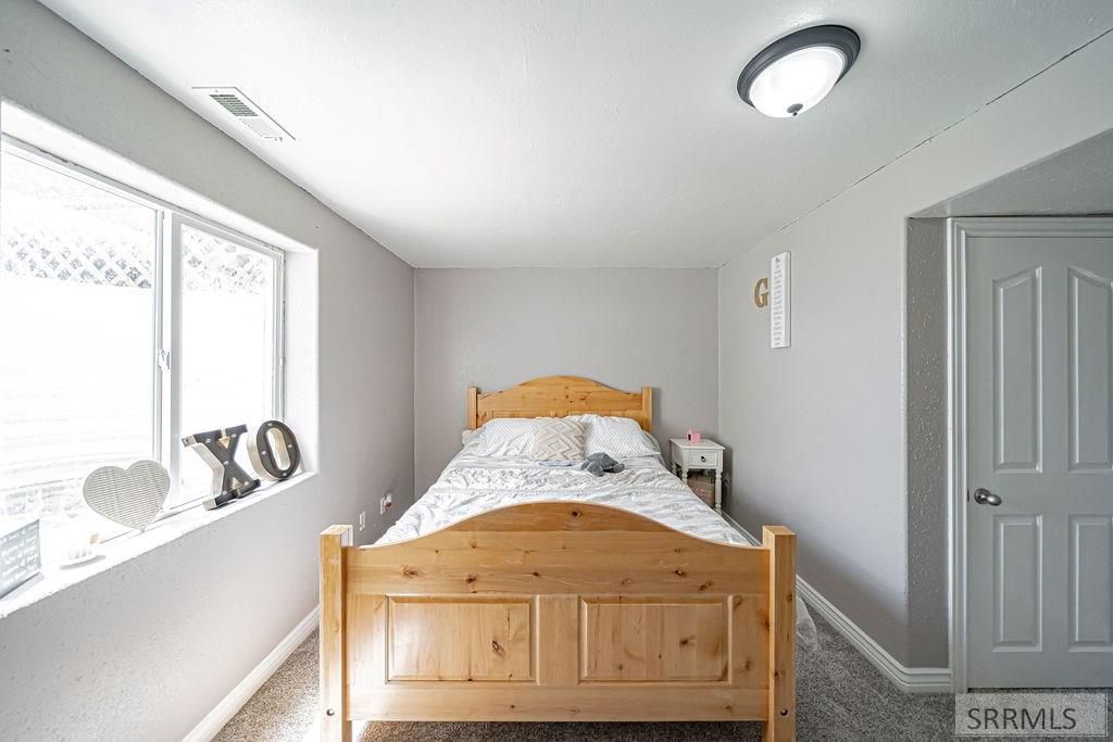 Image 36 of property listing at 3860 E 390 N, Rigby, ID 83442