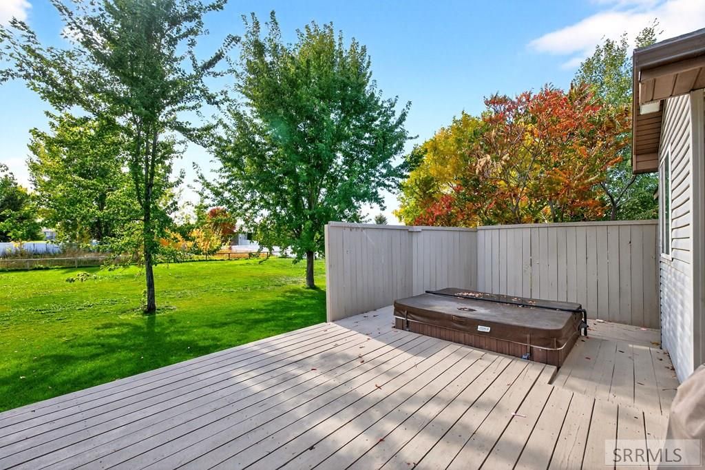 Image 66 of property listing at 3860 E 390 N, Rigby, ID 83442