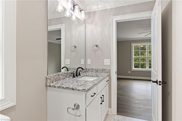 409 Nelson Street, Kernersville, NC 27284