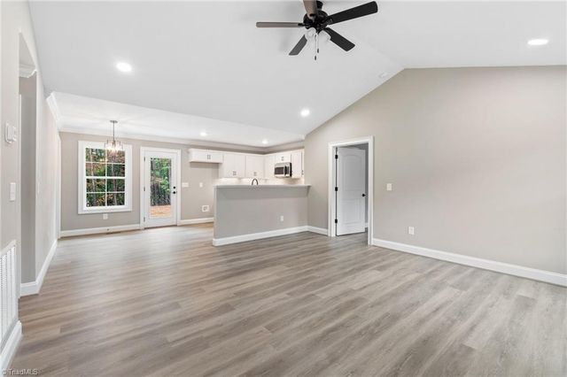 409 Nelson Street, Kernersville, NC 27284