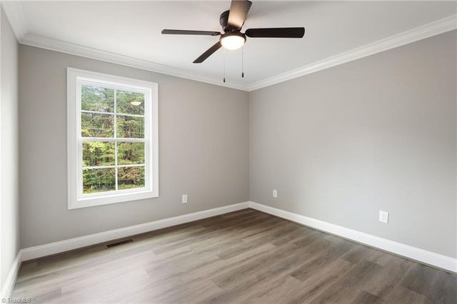 409 Nelson Street, Kernersville, NC 27284