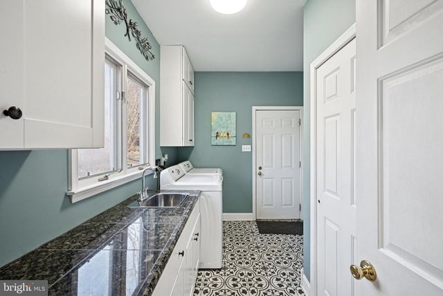 65 WILLITS WAY, Glen Mills, PA 19342