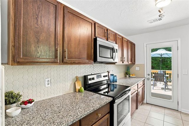 2538 Gordon Circle SE, Smyrna, GA 30080
