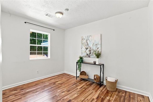 2538 Gordon Circle SE, Smyrna, GA 30080