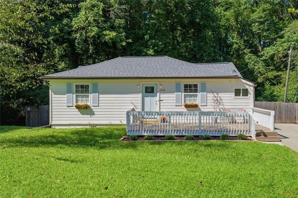 2538 Gordon Circle SE, Smyrna, GA 30080