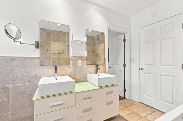 1658 JACKSON Street, Hollywood, FL 33020