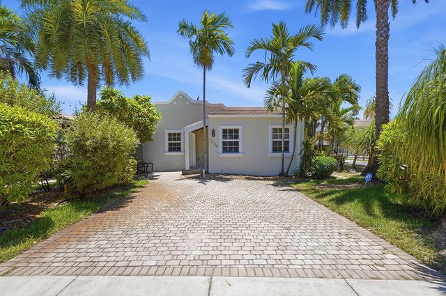 1658 JACKSON Street, Hollywood, FL 33020