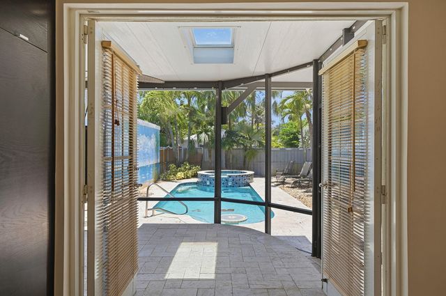 1658 JACKSON Street, Hollywood, FL 33020